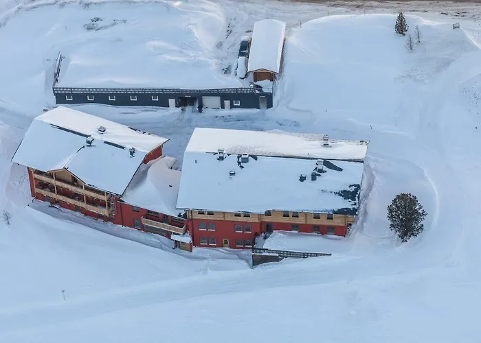 Weningeralm アパートホテル オーバータウエルン